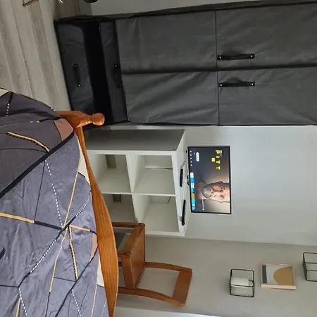 Quarto em Acomodações Particulares Privee Dans Maison Au Quartier Calme *