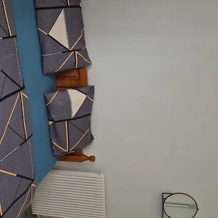 Quarto em Acomodações Particulares Privee Dans Maison Au Quartier Calme